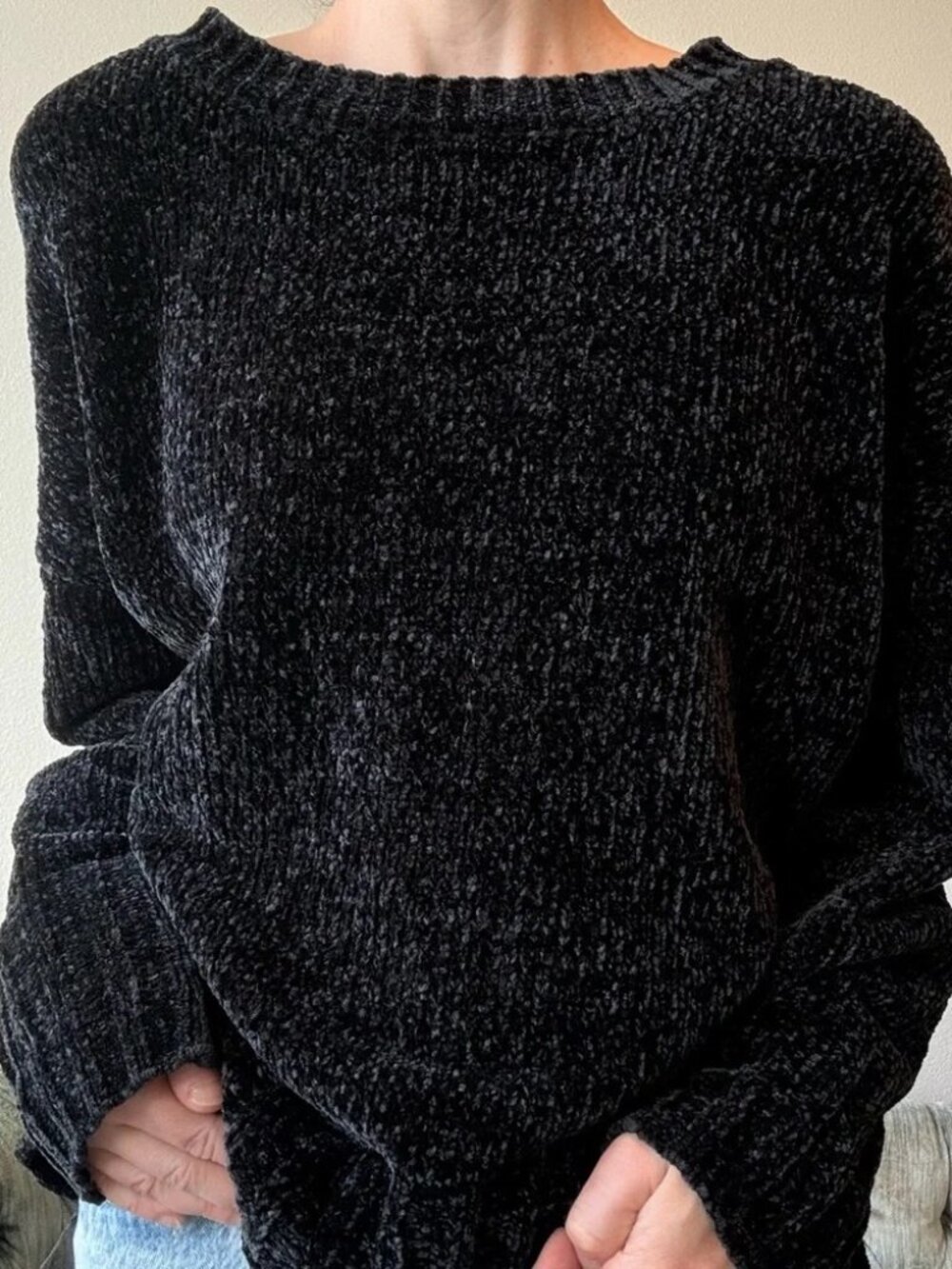Black Chenille Crewneck Sweater Oversized Large Soft Knit Seven7